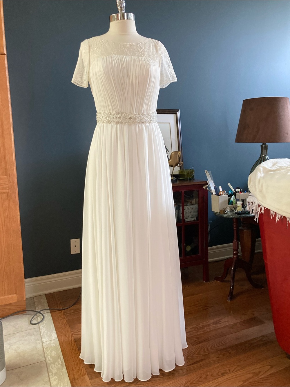 Classic White Chiffon Bridal Gown with Beaded Waist Bridal size 12